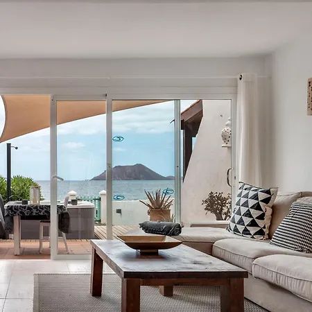 Luxury Oceanfront Villa